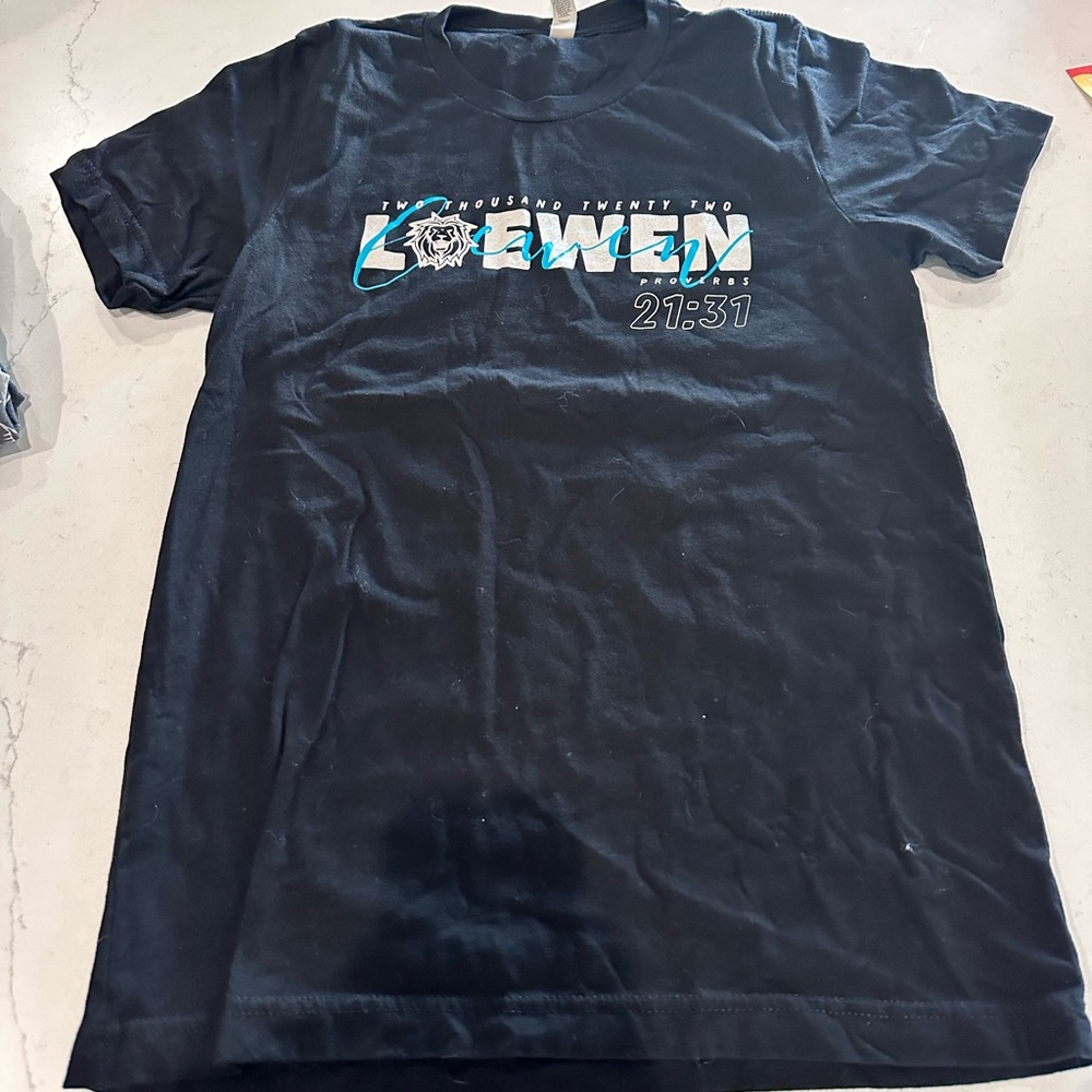 ✨ Loewen Tshirts ✨